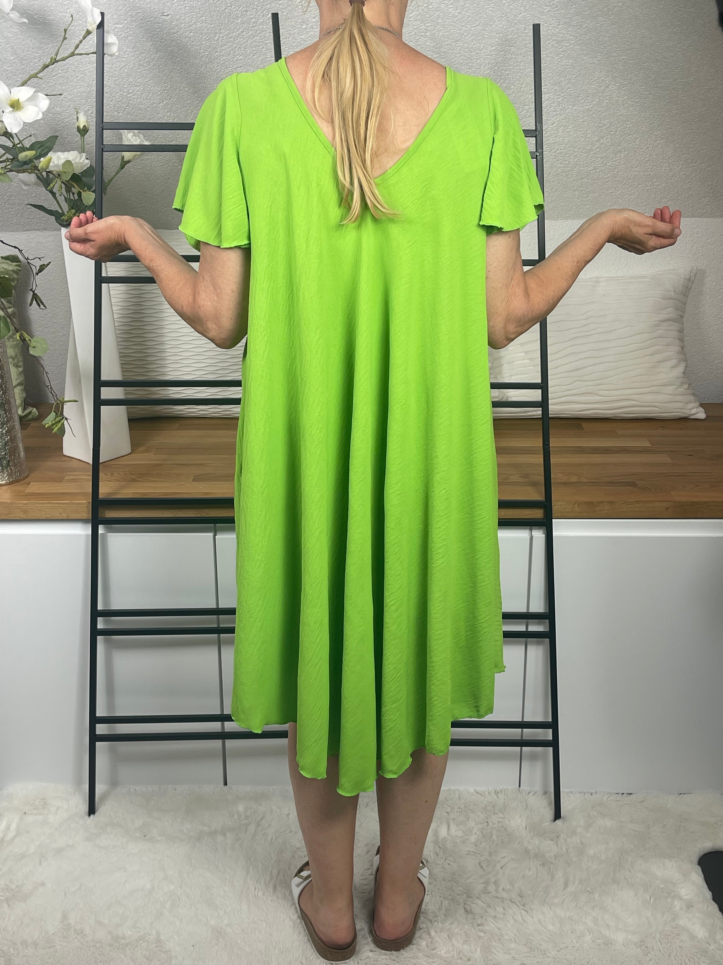 !!!!KEINE RETOURE MÖGLICH!!!! Damen - Kleid leichte A - Form Einheitsgröße Gr. 38 - 44 in 4 Farben