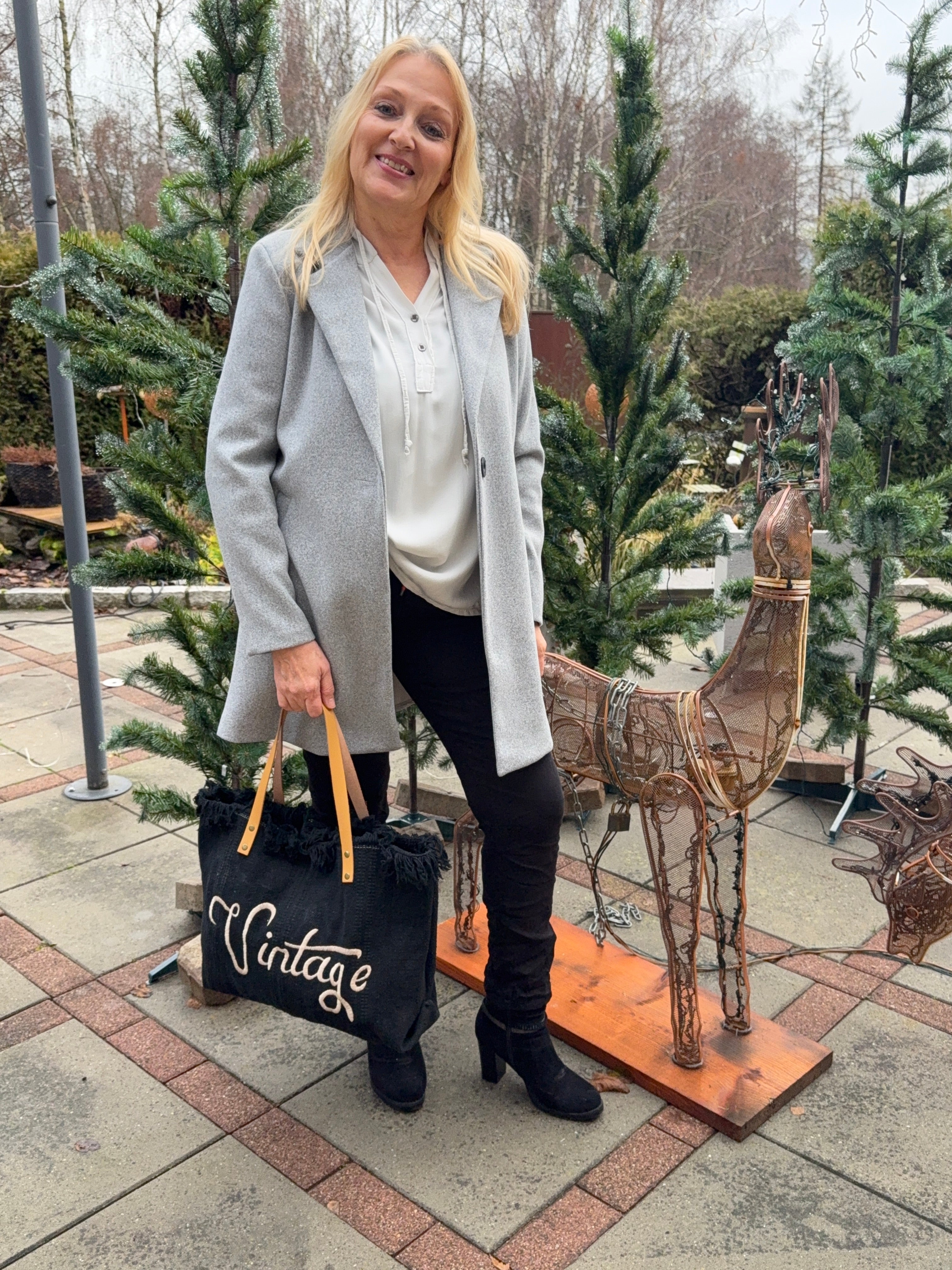 Eleganter Damen Kurz - Wollmantel Einheitsgrösse Gr. 36 - 42 in 2 Farben