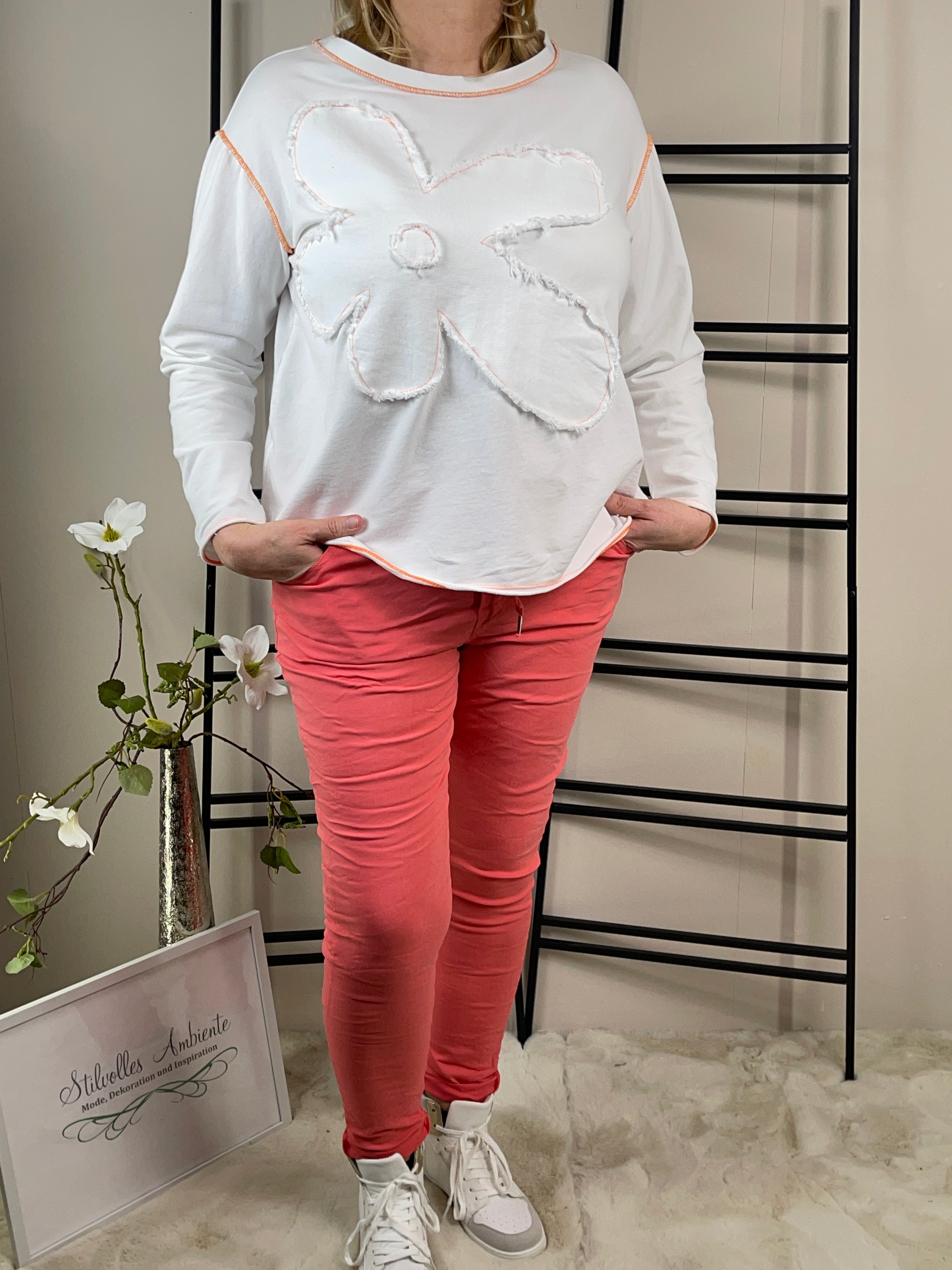 !!!!KEINE RETOURE MÖGLICH!!!! 
Pullover „Blüte“ Einheitsgrösse Gr. 36 - 42