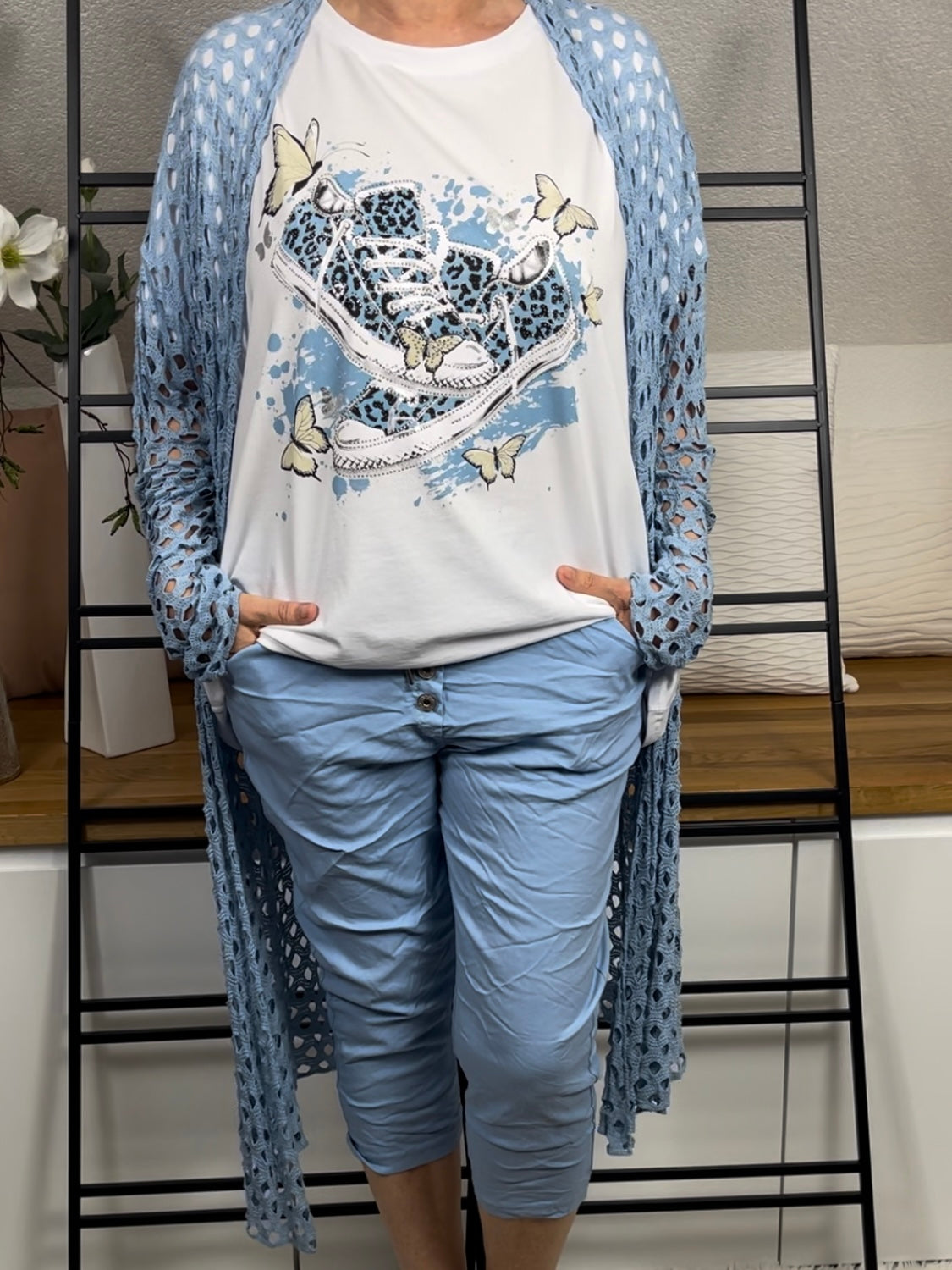 !!!!KEINE RETOURE MÖGLICH!!!!Damen - Jogpant 3/4 mit schöner Zier - Knopfleiste  Einheitsgrösse Gr. 42 - 48/50 in vielen Farben