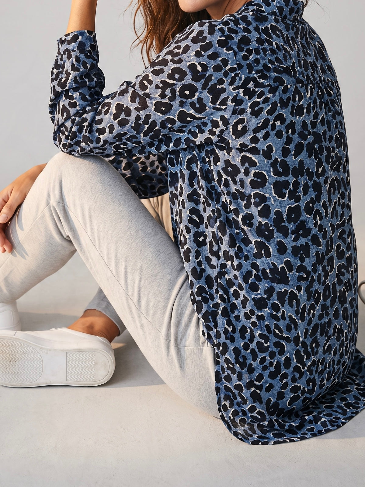 Hochwertiges Blusenshirt mit Seide und „Animal Print“ in 2 Farben