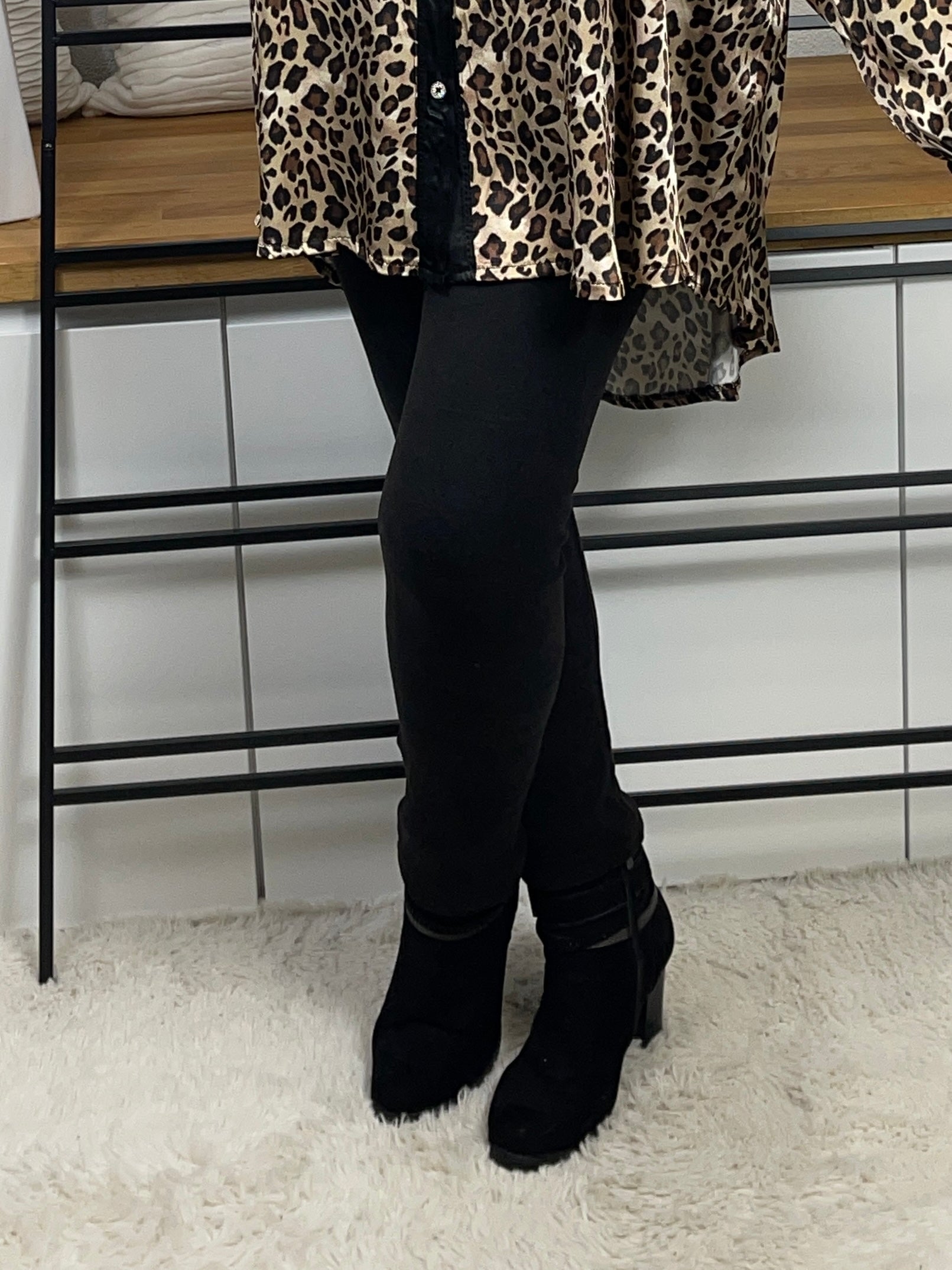 Hochwertige warme Damen Leggins „Velouroptik“  Gr. 38 - 50 in schwarz