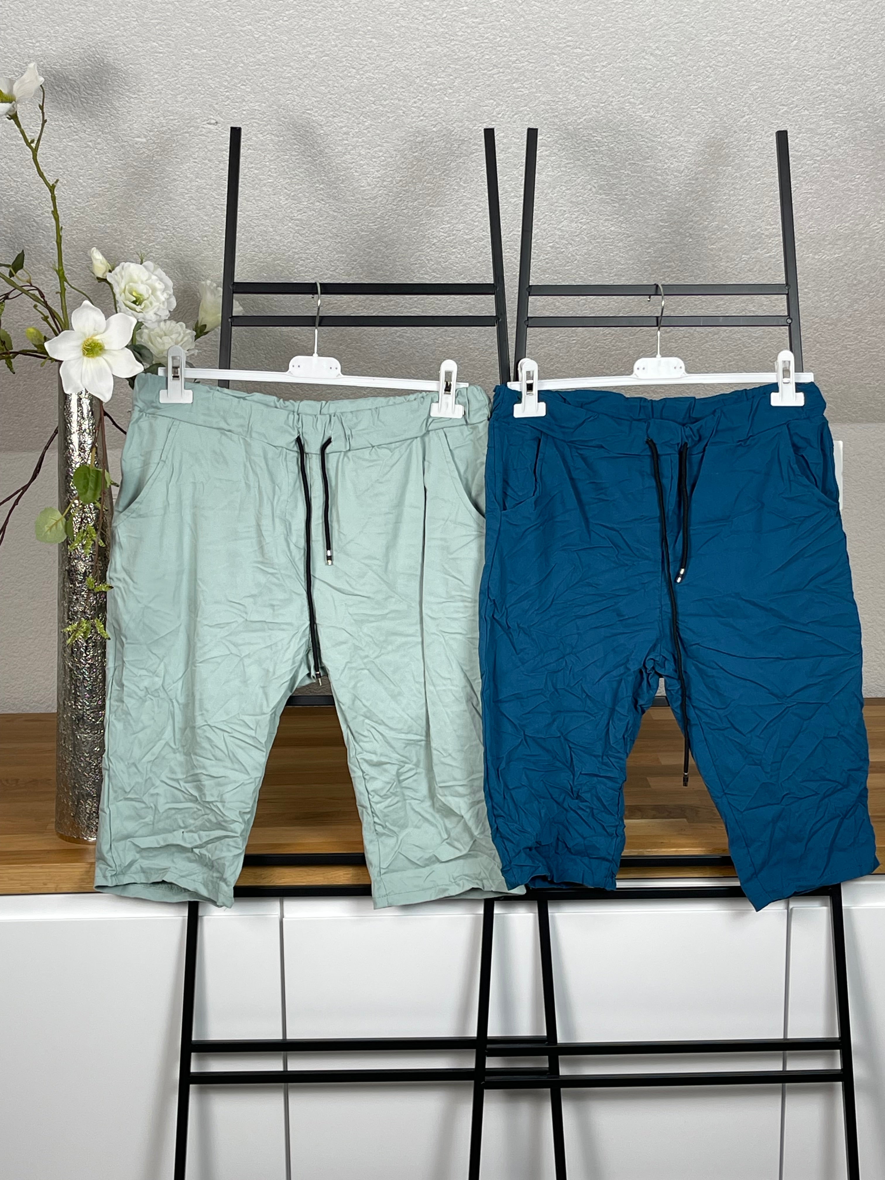 !!!!KEINE RETOURE MÖGLICH!!!!Bermuda - Short Einheitsgrösse Gr. 42 - 48