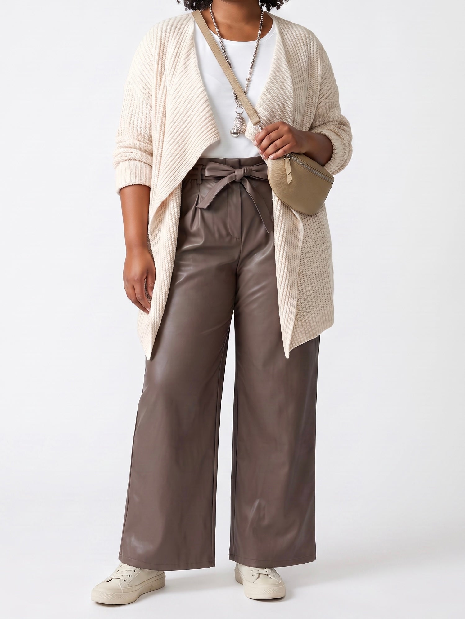 Elegante weite Hose mit elastischem Bund und Binde - Gürtel „Kunstleder“ Gr. 44 -52 in 2 Farben