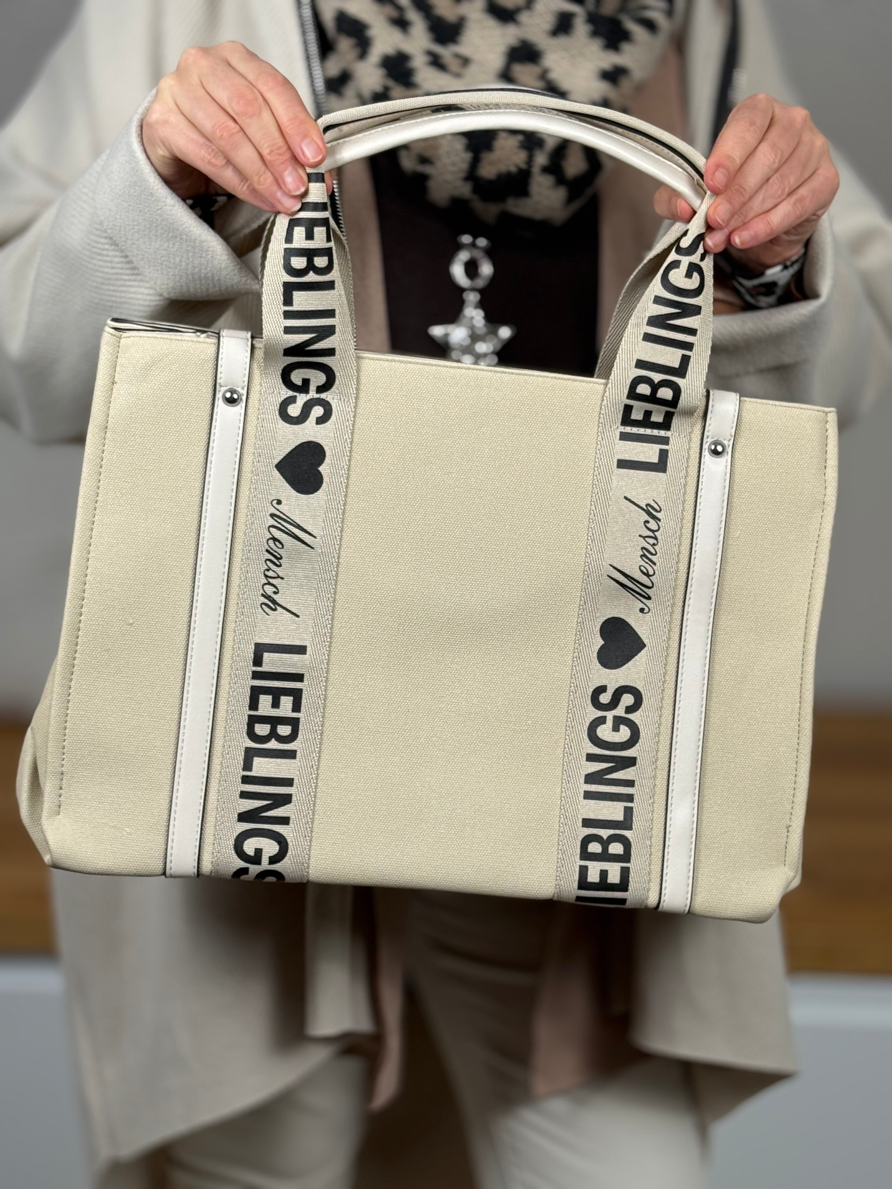 Elegante geräumige Tasche „Lieblingsmensch“ in hellbeige