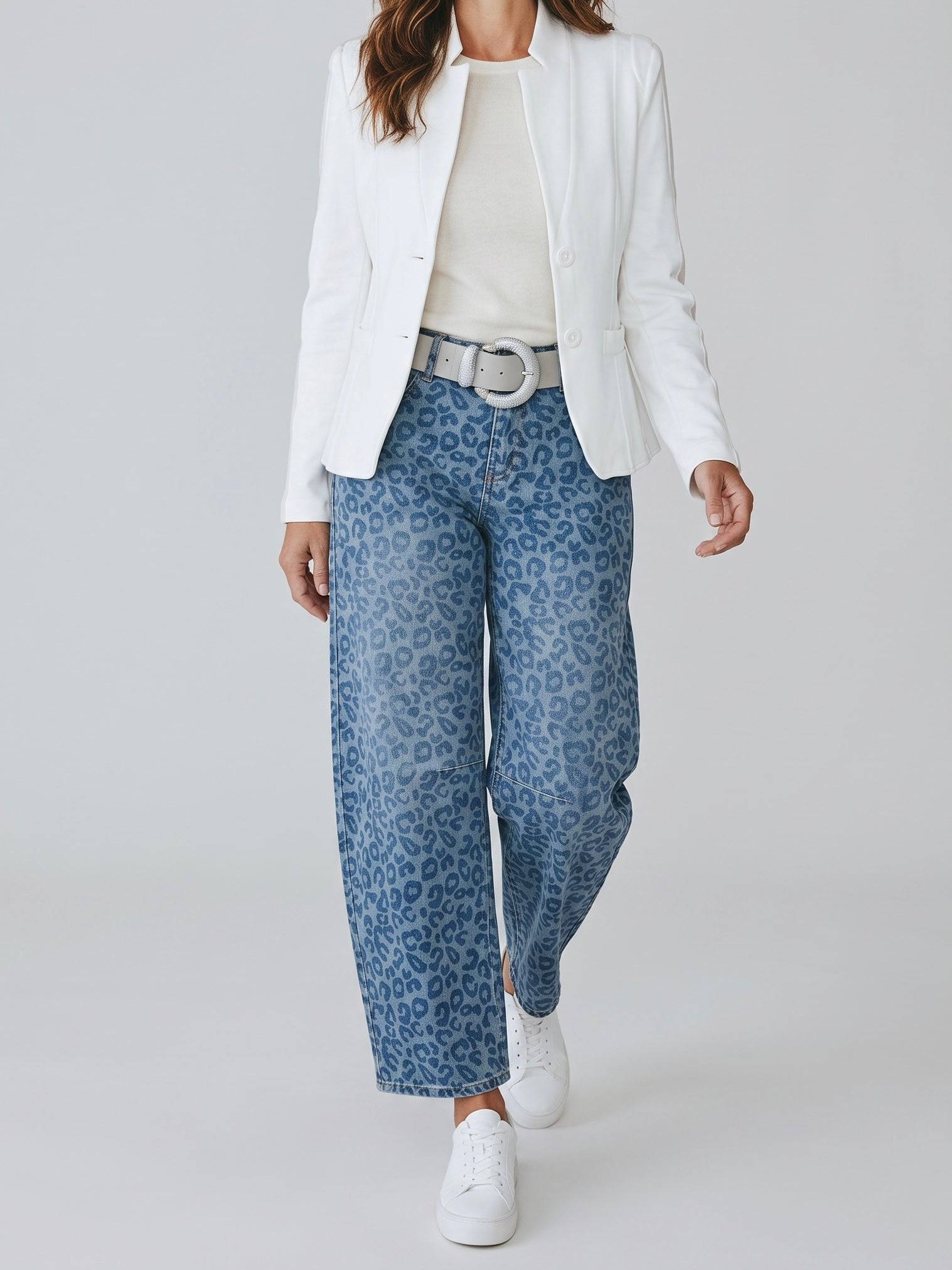!!!AKTION!!!                            Barrel - Leg - Jeans mit „Animal Print“ in blau