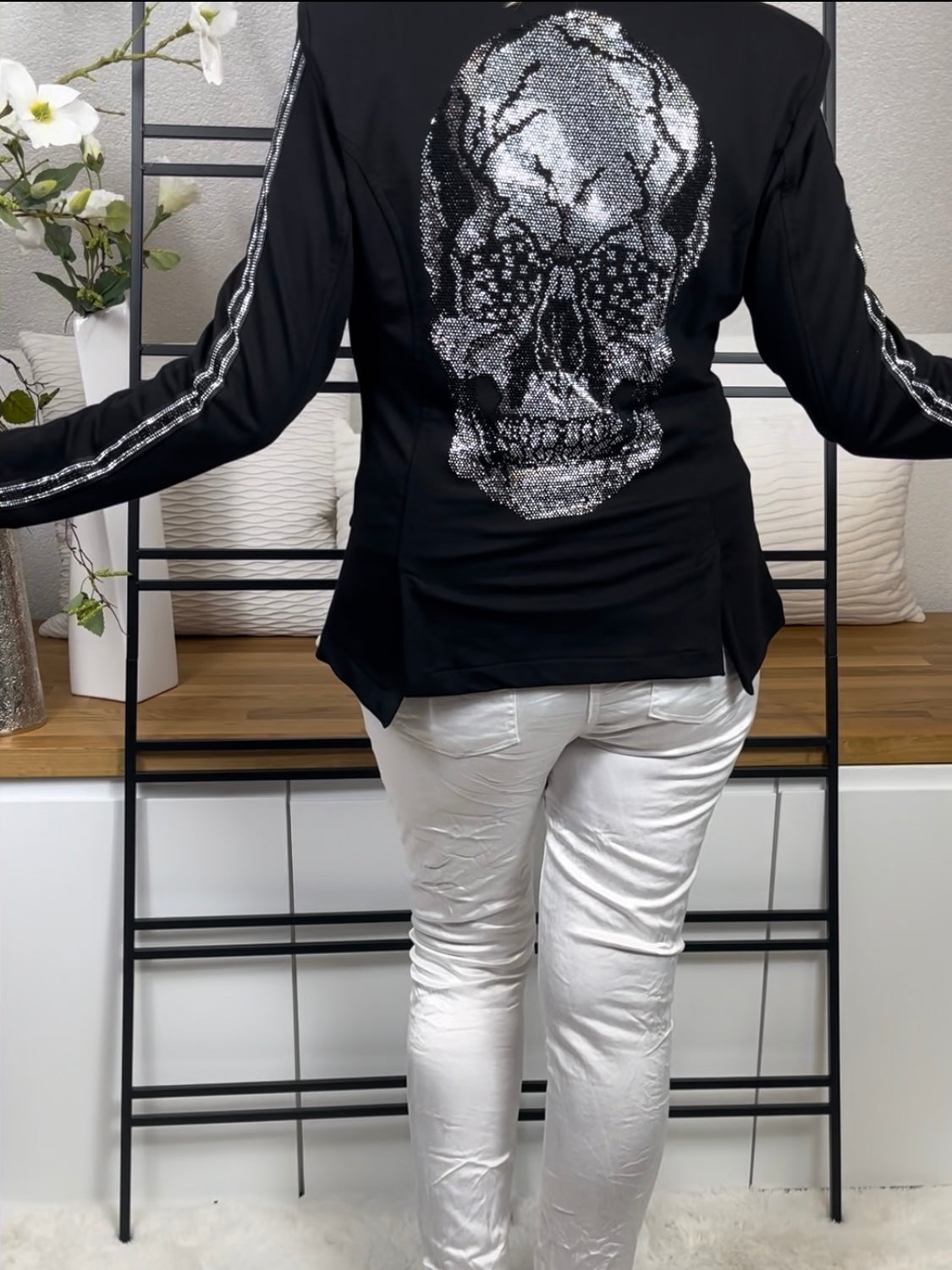 Blazer „Totenkopf“ von „EU-Queen“ Gr. 36 - 42