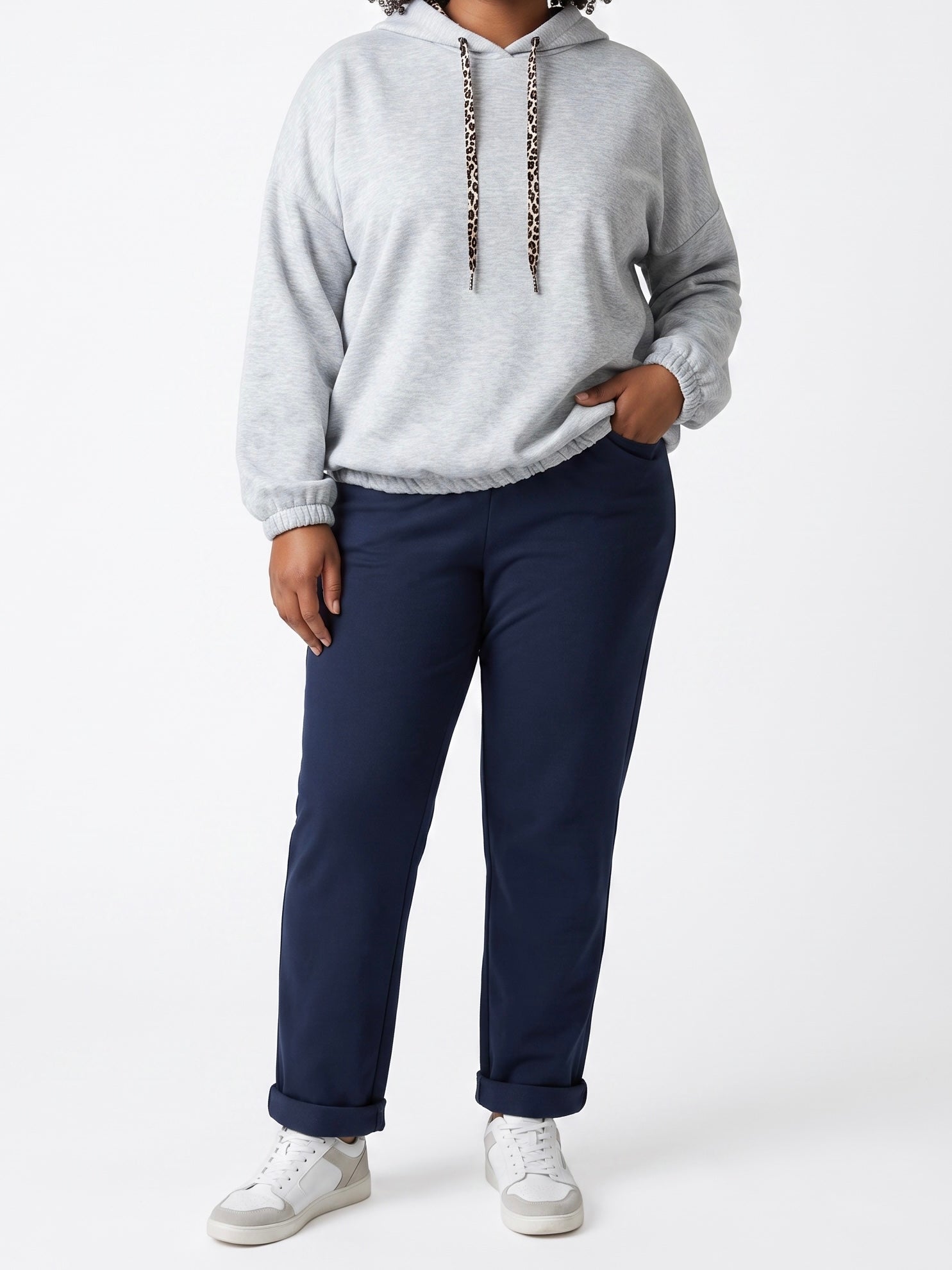 Hoodie „Fluffi“ mit stylischem „Animal Print“ in hellgrau