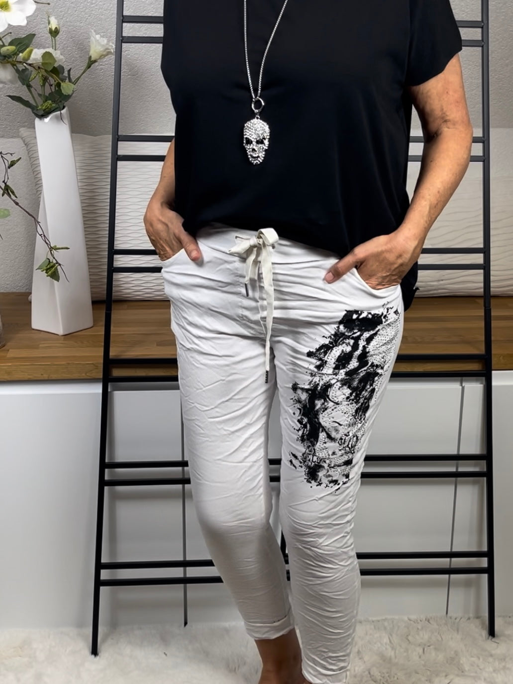 Damen - Jogpant „Skull“ Einheitsgrösse Gr. 38 - 42 in 5 Farben