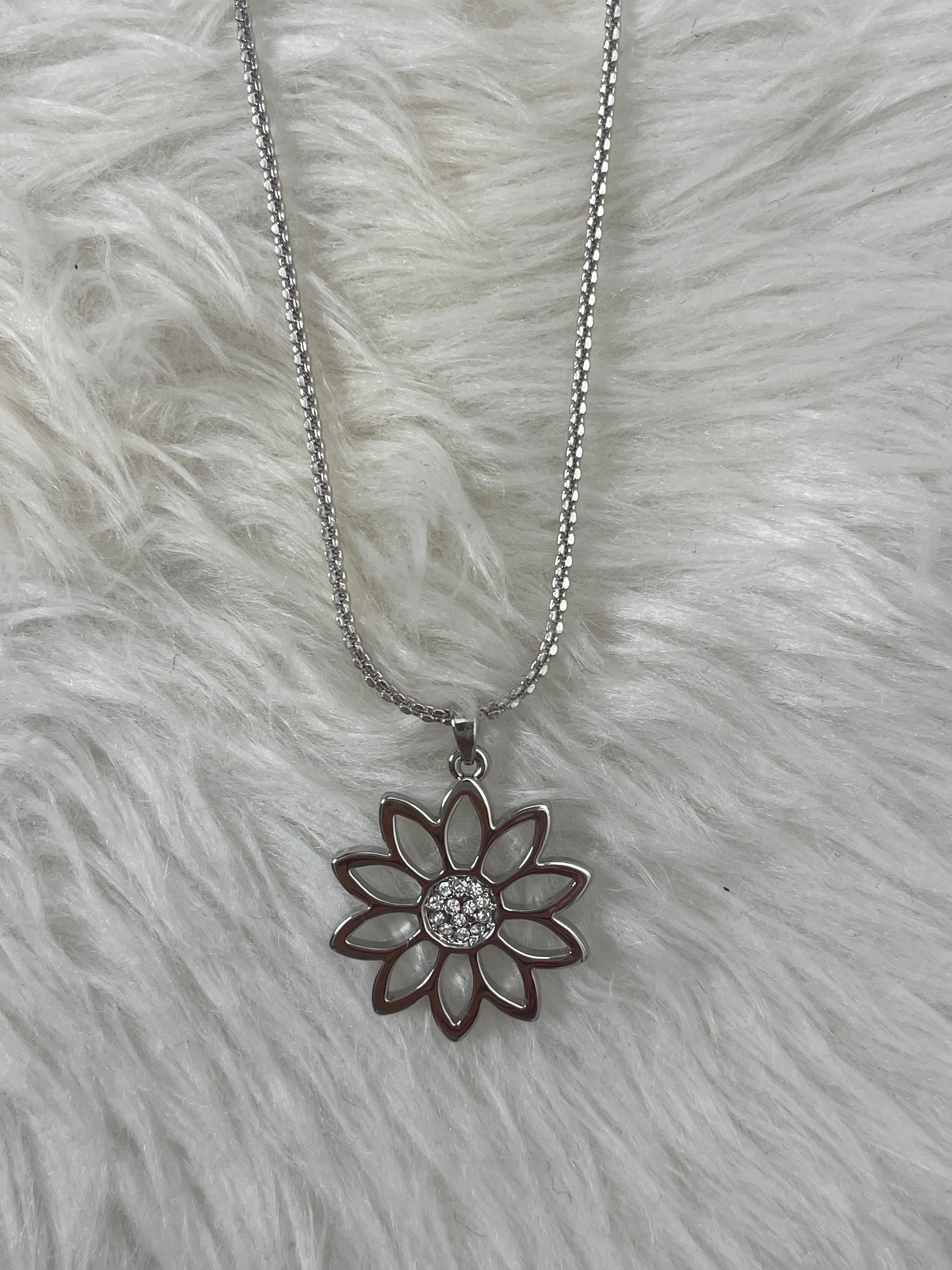 Kette „Blume“ von „Fiorelli“