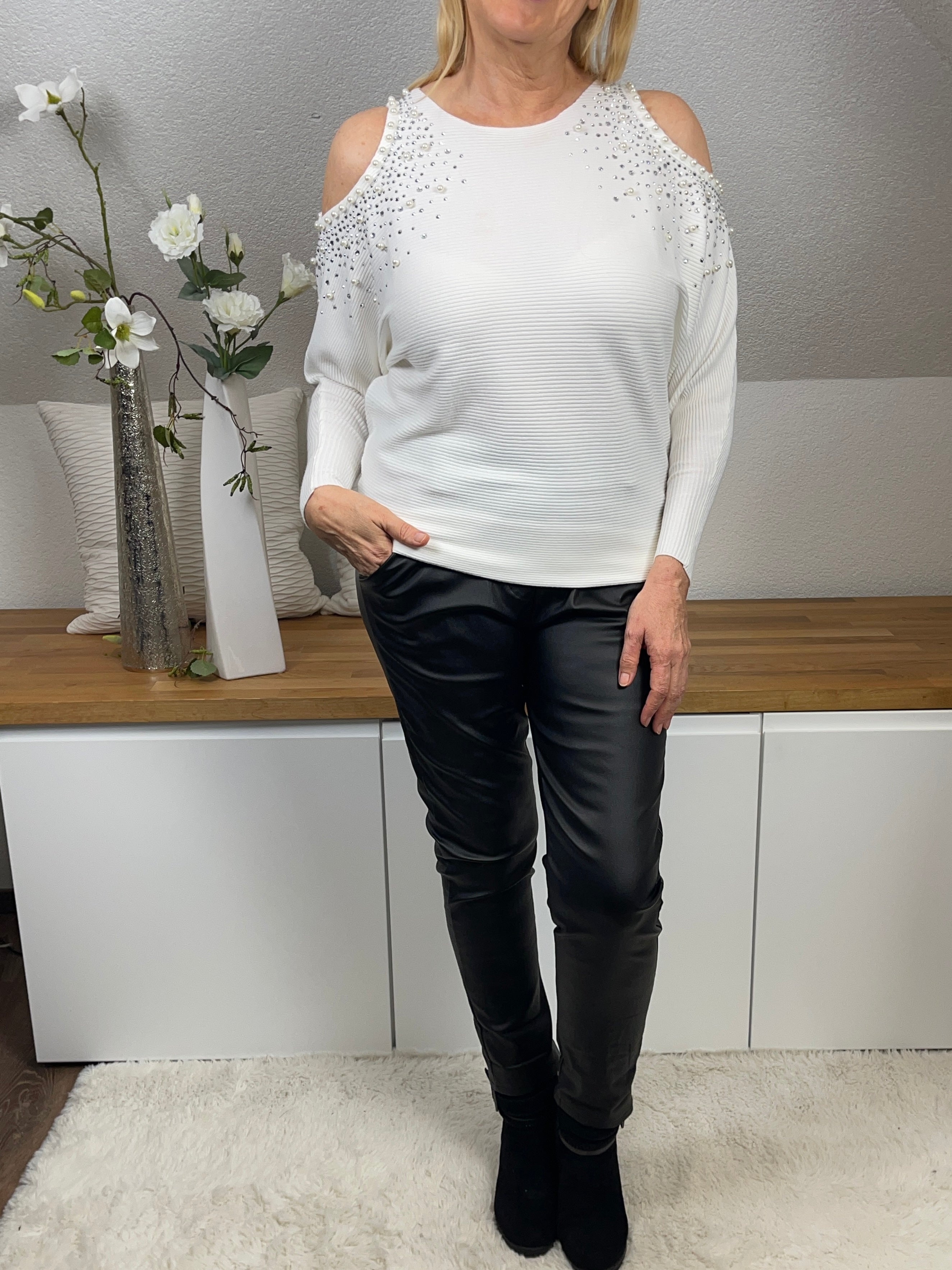 Eleganter Feinstrick Off - Shoulder Pullover mit Glitzer und Pailletten Einheitsgröße Gr. 38 - 42 in 2 Farben