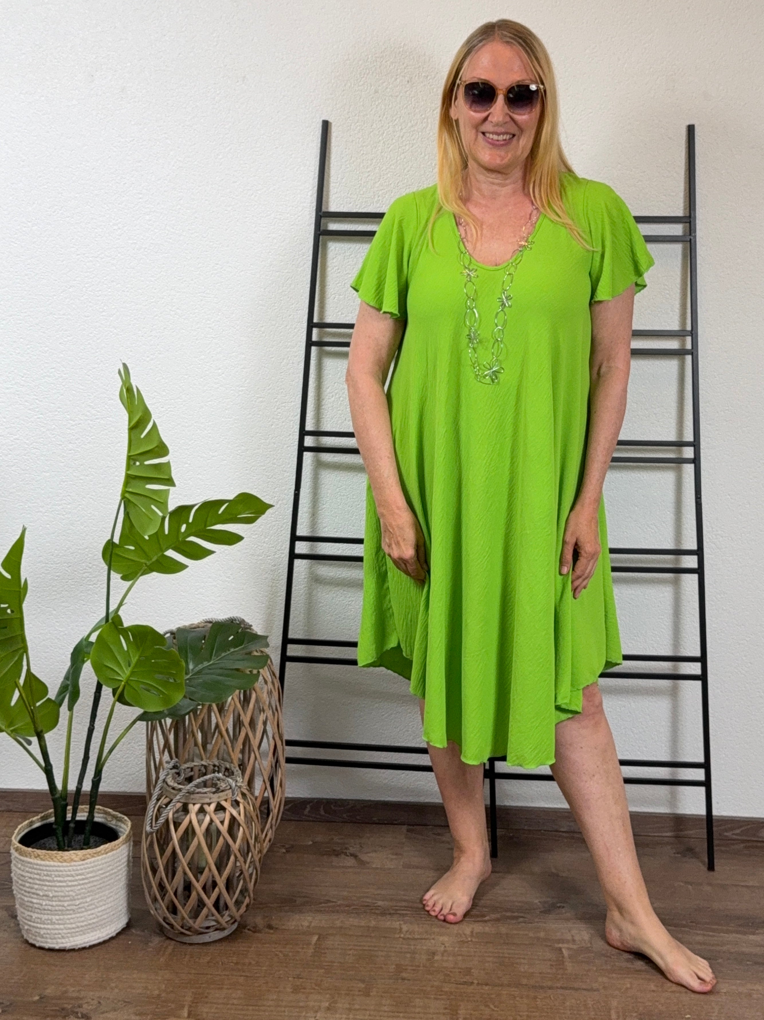 V - Kleid mit Halbarm Einheitsgröße Gr. 38 - 44 in 2 Farben