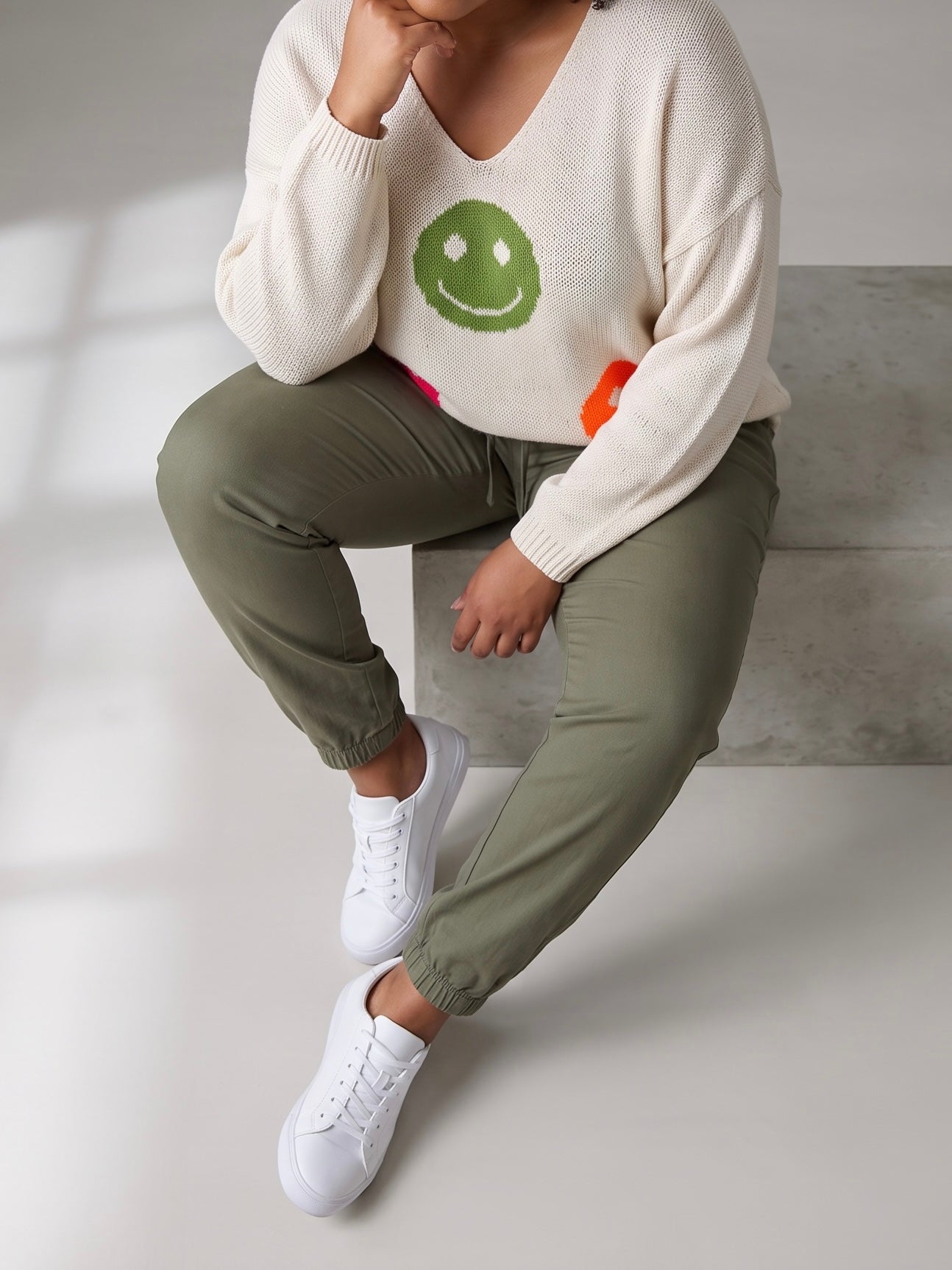 Goldiger Strick - Pullover „Smile“ in creme - bunt