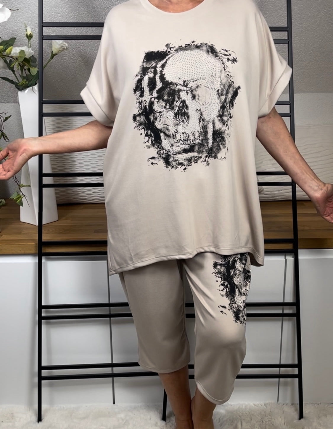 Damen 3/4 Jogpant „Fluffi Skull“ Einheitsgrösse Gr. 42/44 - 52 in 6 Farben