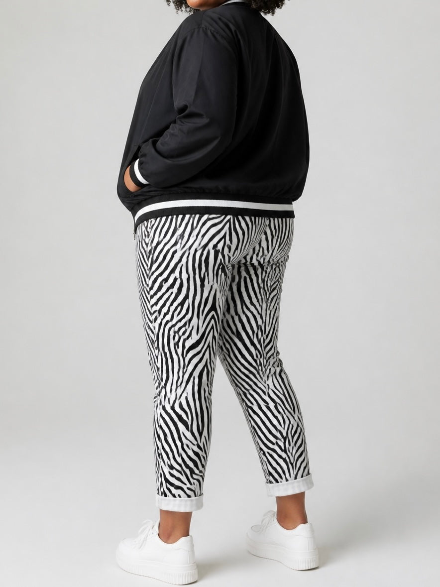 Hochwertiger Blouson mit „Strickbündchen“ Einheitsgrösse Gr. 42 - 46 in schwarz