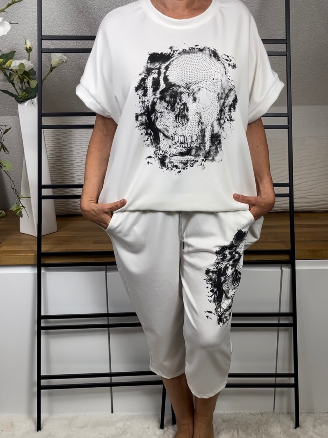 Damen 3/4 Jogpant „Fluffi Skull“ Einheitsgrösse Gr. 42/44 - 52 in 6 Farben