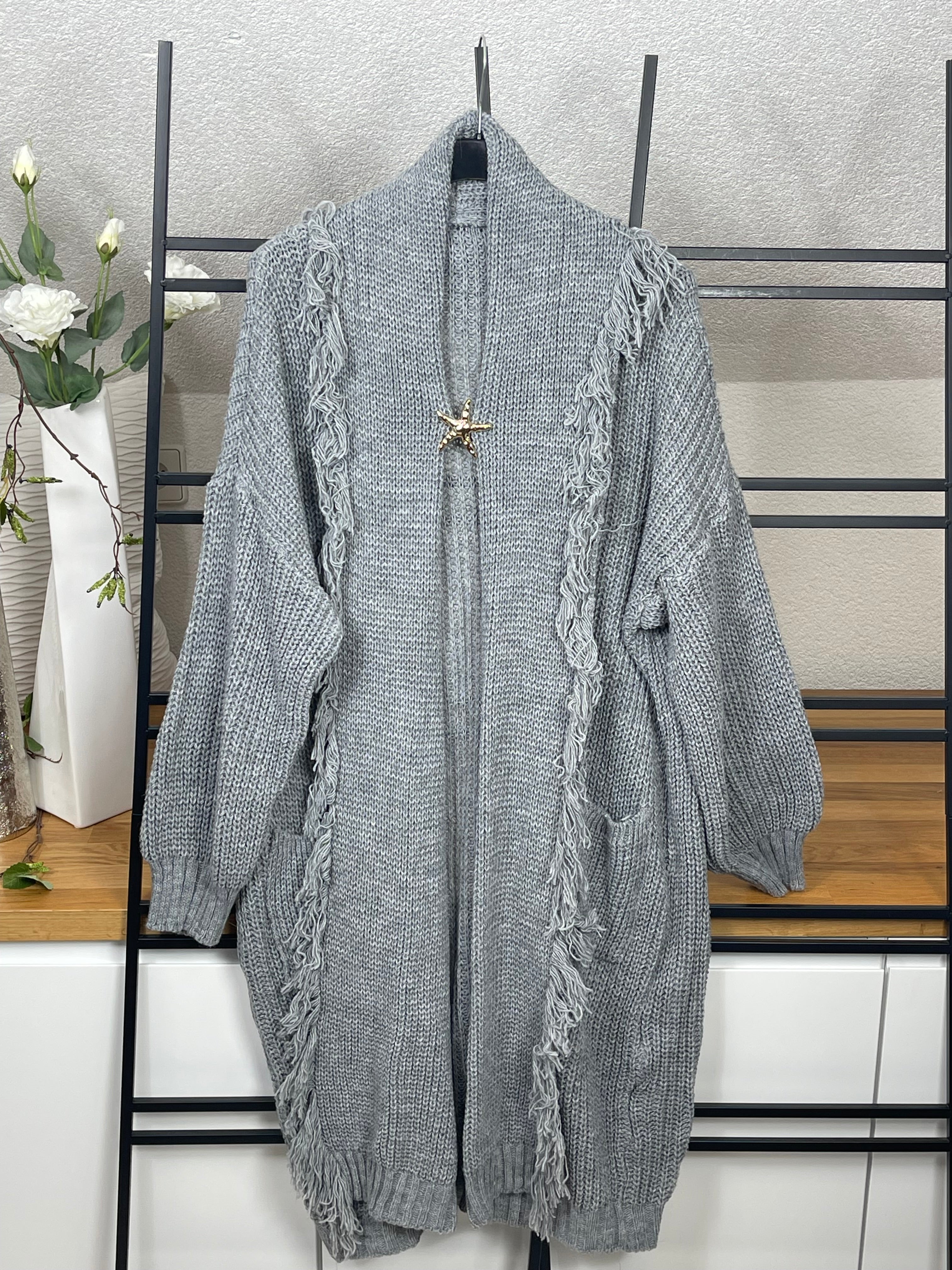 Damen Strickmantel mit Brosche Einheitsgrösse Gr. 38 - 54 in 7 Farben