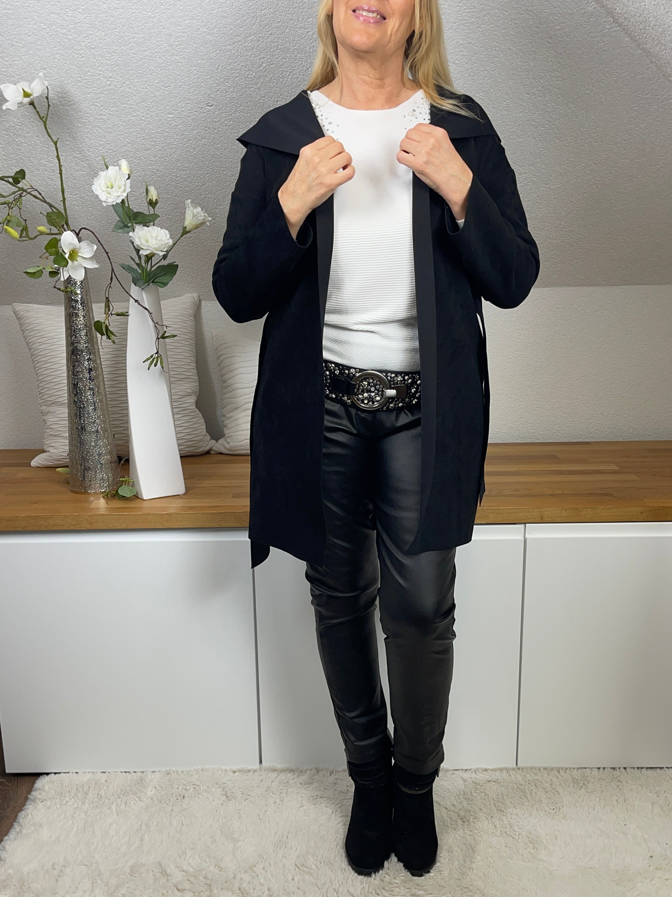 Eleganter Damen - Mantel mit Bindegürtel „Wildlederoptik“ Einheitsgrösse Gr. 36/37 in schwarz