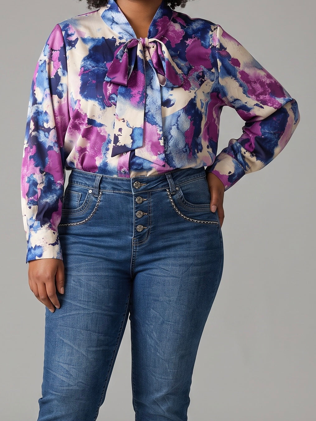 Elegante „Statement“ Bluse in 5 Varianten