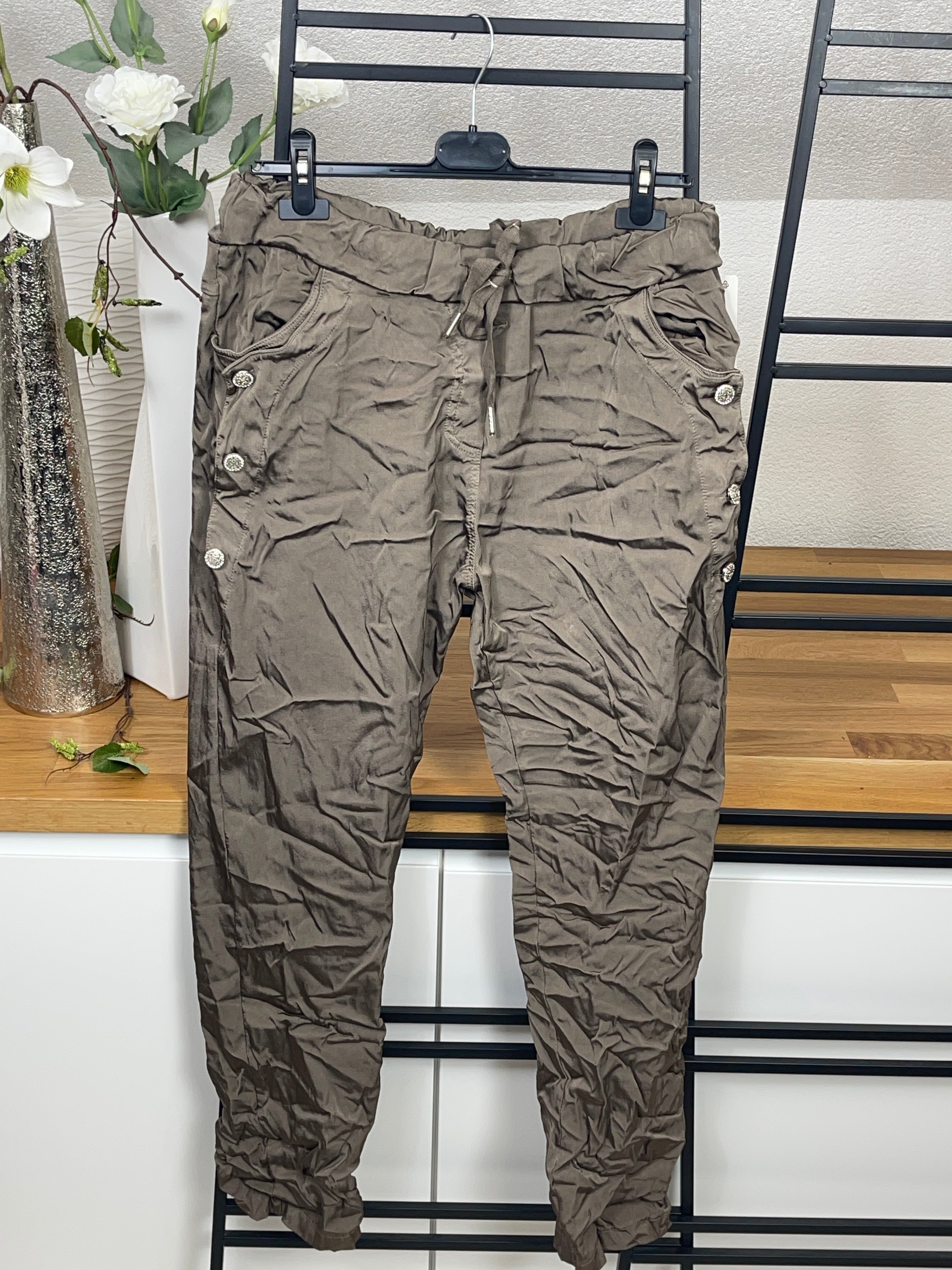 Damen - Jogpant „Shiney“ Einheitsgrösse Gr. 42 - 48+ in 4 Farben