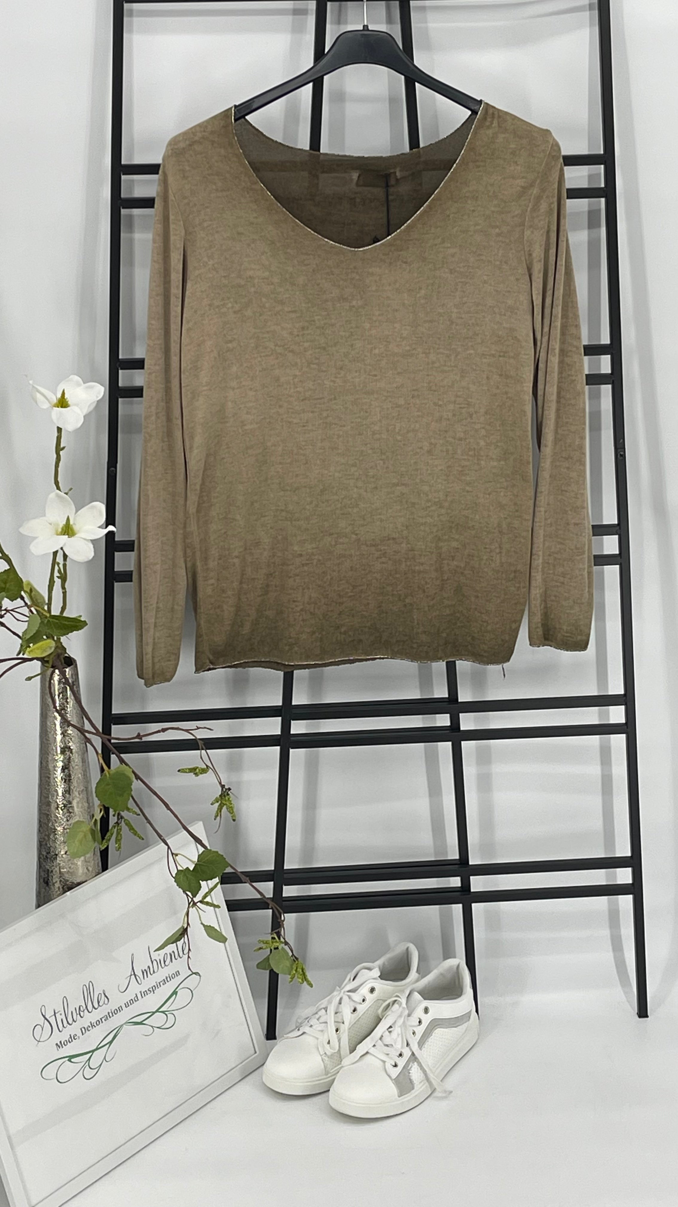 !!!!KEINE RETOURE MÖGLICH!!!! 
Shirt Einheitsgrösse Gr. 36 - 38/40