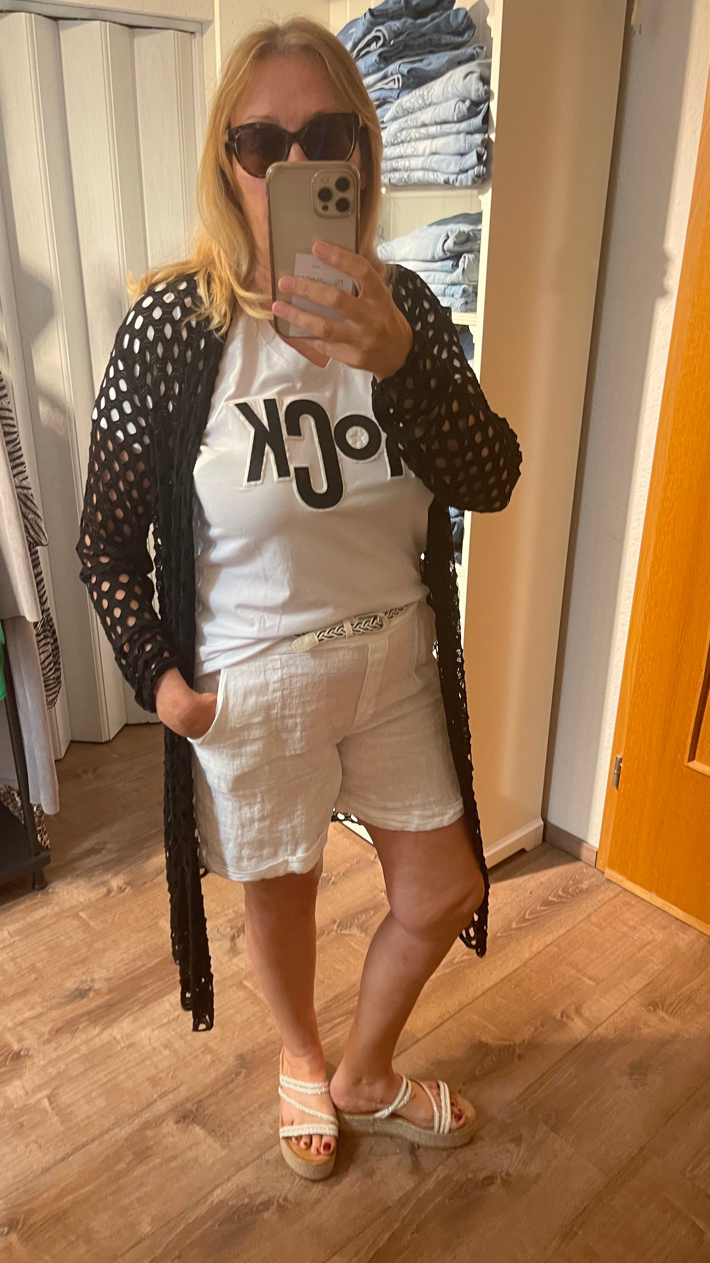 !!!!KEINE RETOURE MÖGLICH!!!! 
T - Shirt „Rock“ Einheitsgrösse Gr. 36 - 40 in 3 Farben