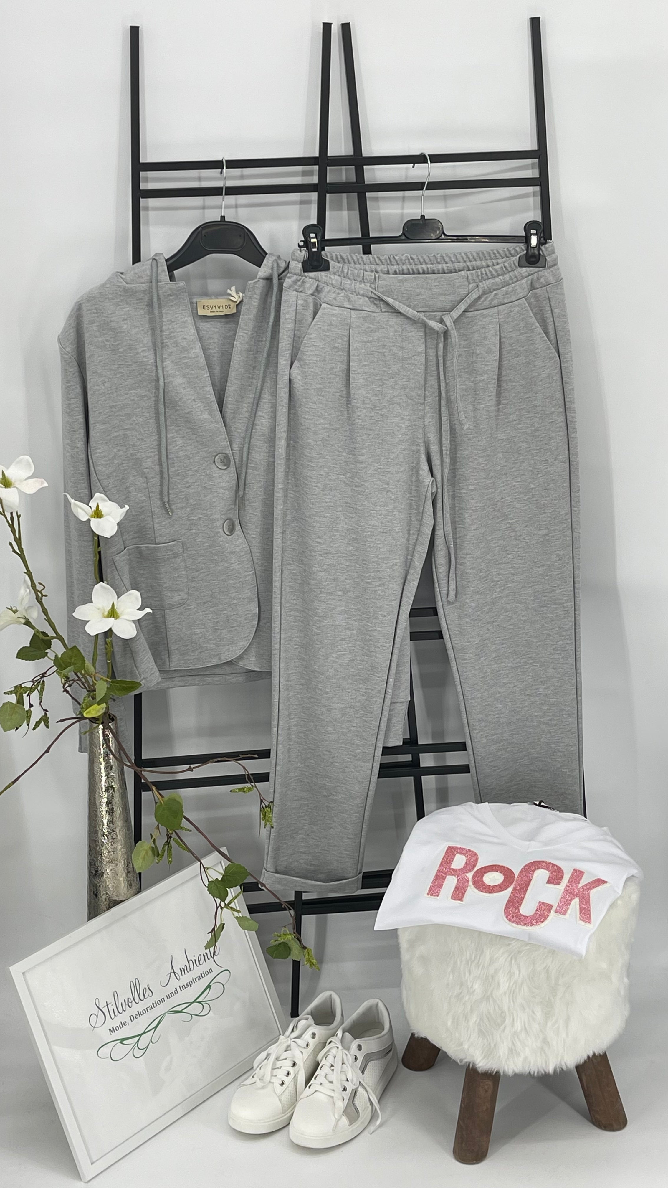 !!!!KEINE RETOURE MÖGLICH!!!! Hose mit Umschlag von „Esvivid“ Gr. 34 - 44 in hellgrau