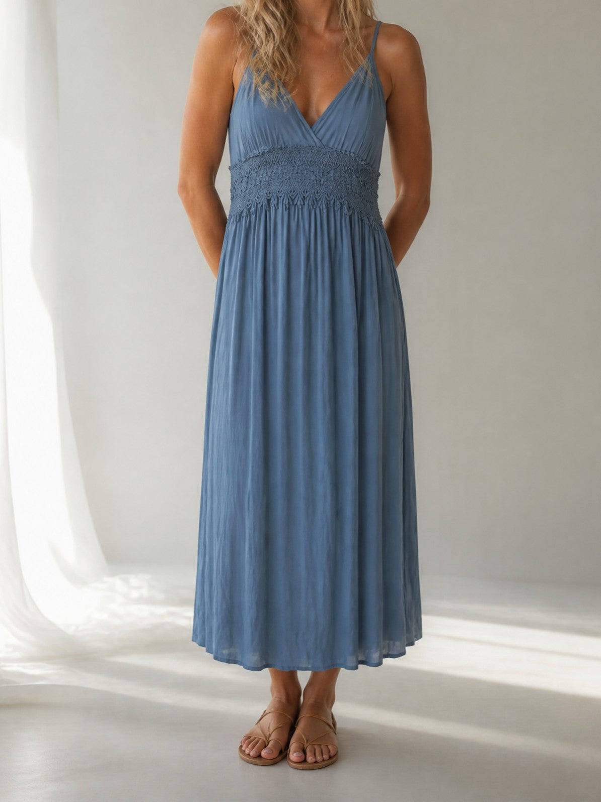 Maxikleid mit Häkelspitze in Blau Einheitsgröße 36-40