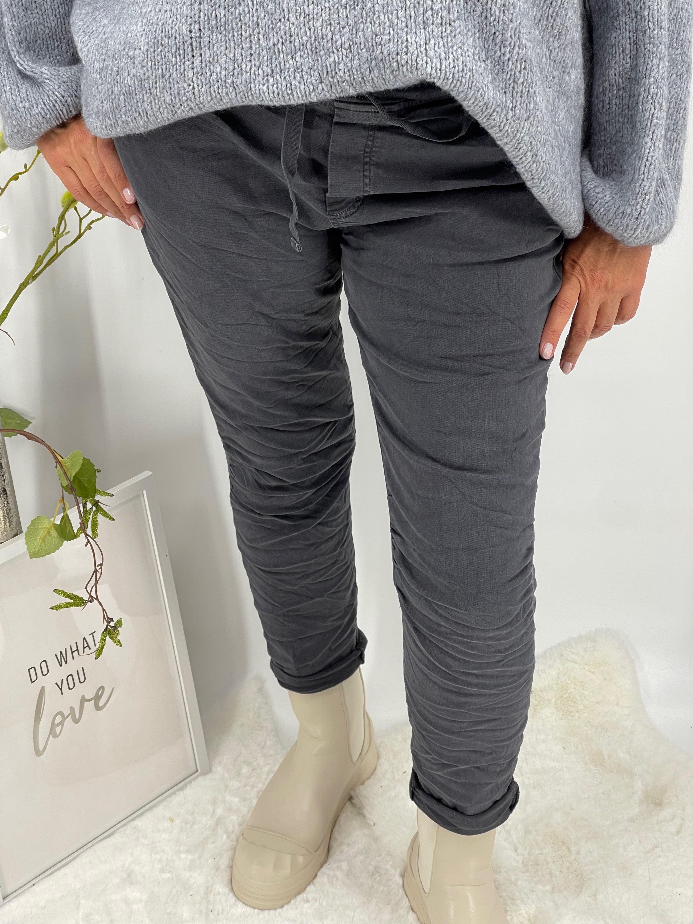 !!!!KEINE RETOURE MÖGLICH!!!! 
Jeans mit Kordel Gr. 34 - 42