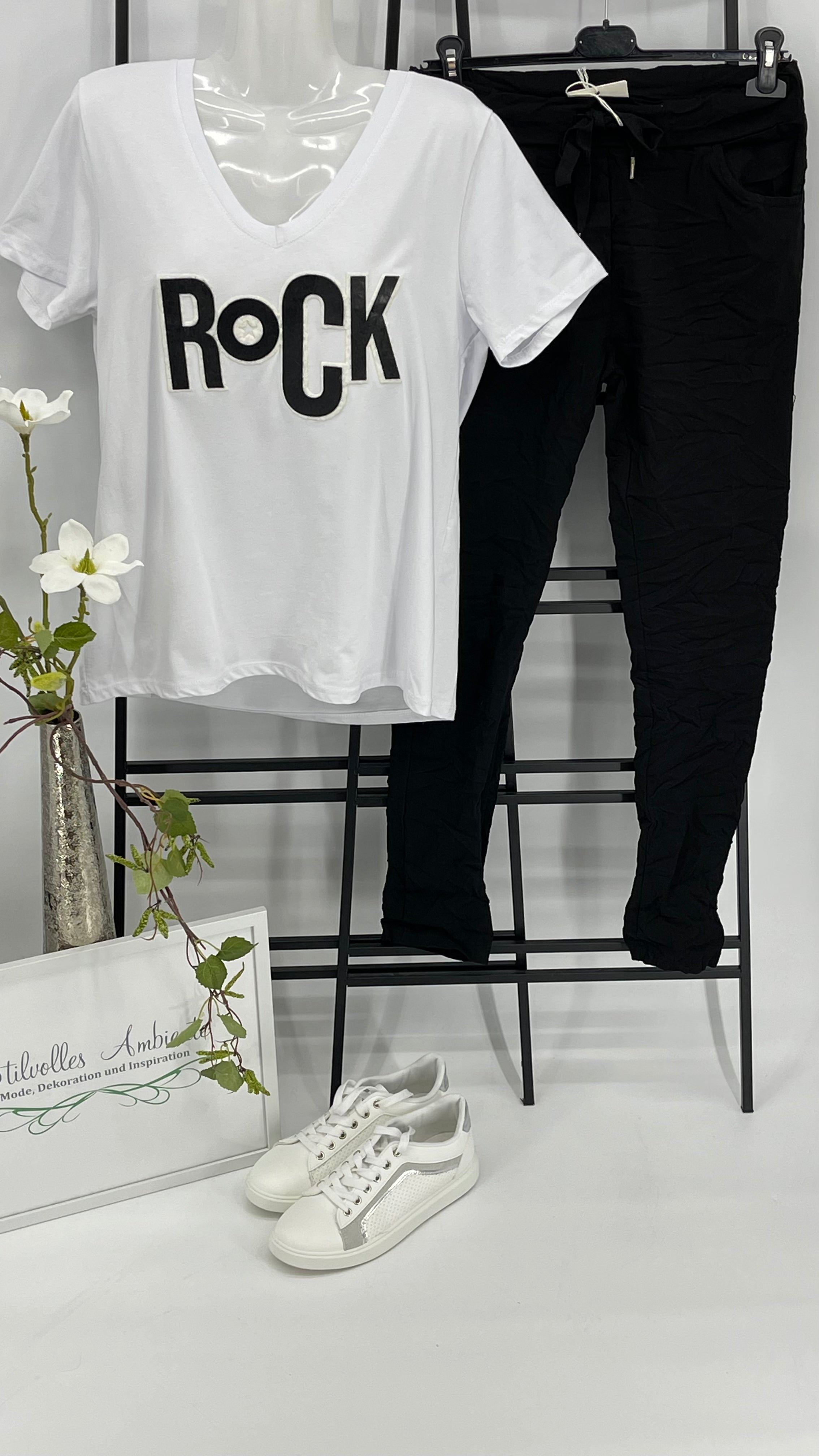 !!!!KEINE RETOURE MÖGLICH!!!! 
T - Shirt „Rock“ Einheitsgrösse Gr. 36 - 40 in 3 Farben