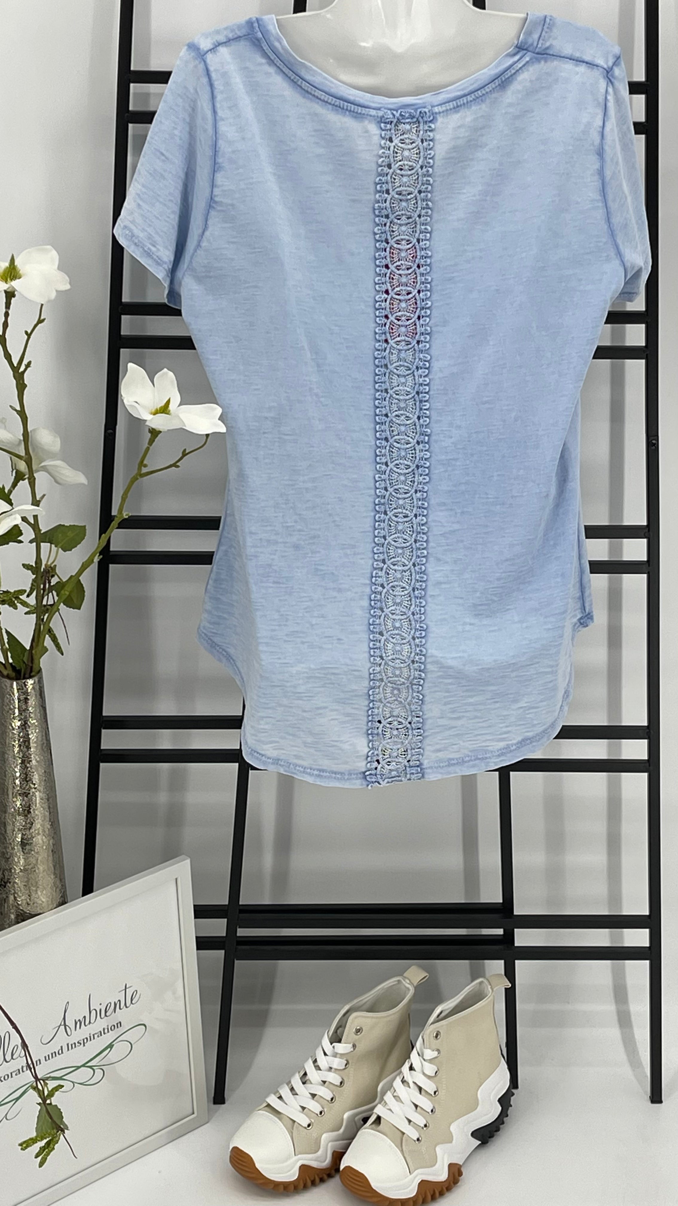 !!!!KEINE RETOURE MÖGLICH!!!! 
T - Shirt mit Rückenspitze Einheitsgrösse Gr. 36 - 40/42 in 3 Farben